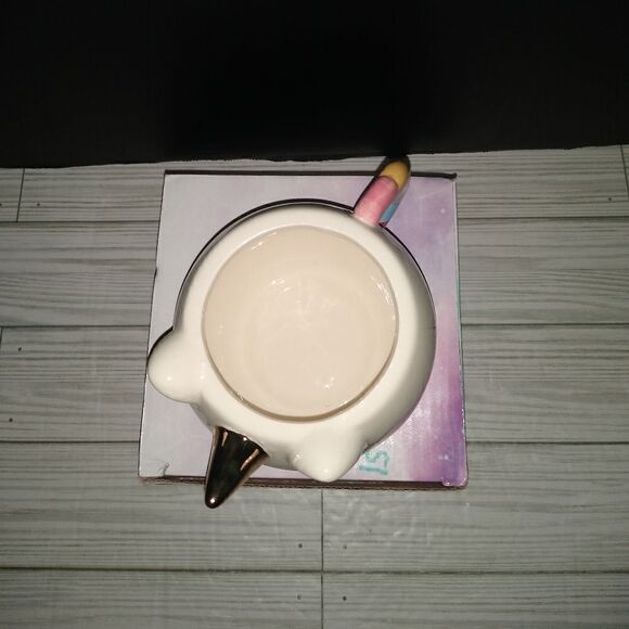 Be Majestic Ceramic Unicorn Coffee Tea Mug With Rainbow Colored Handle - Picture 4 of 9